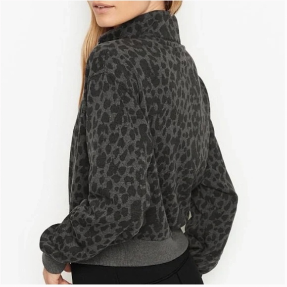 EUC Victoria's Secret Half-Zip Crop Sweatshirt - Picture 2 of 9